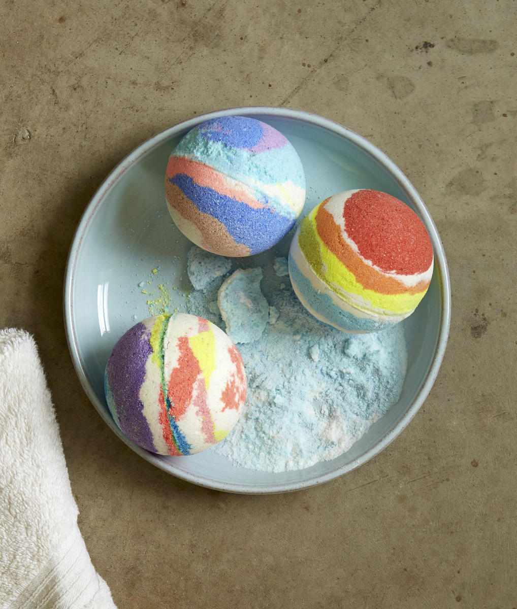 Bathing Beauties Bath Bomb Craft