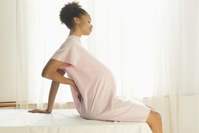 Pregnancy Back Pain: 4 Reasons to Call Your Doctor_still