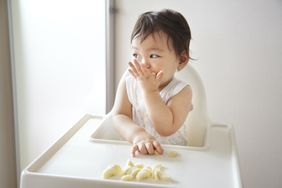 toddler eating