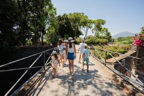 Family tourists walking.