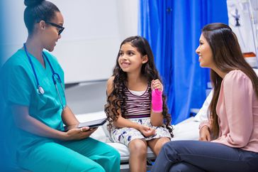 Young child with broken wrist