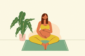 yoga pose while pregnant