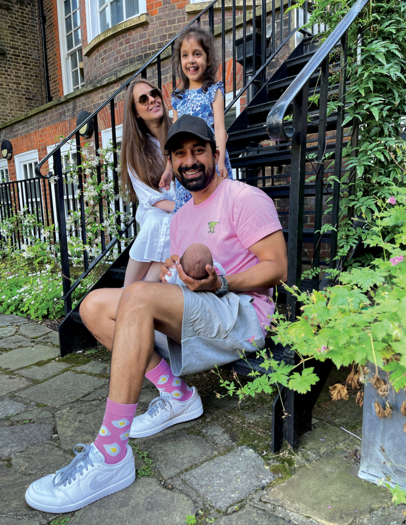Rannvijay Singh Singha - I know I missed it by a fortnight.. but I love my  sneakers! Thanks #nikeindia ! #airmax #kissmyairs @nikesportswear  #airmaxday | Facebook